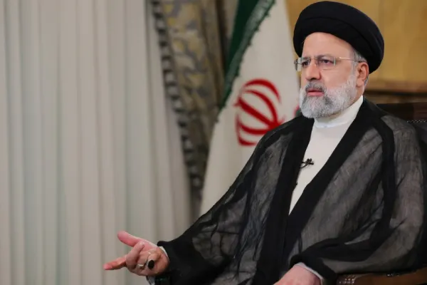 Cine este Ebrahim Raisi, președintele Iranului dispărut într-un accident de elicopter