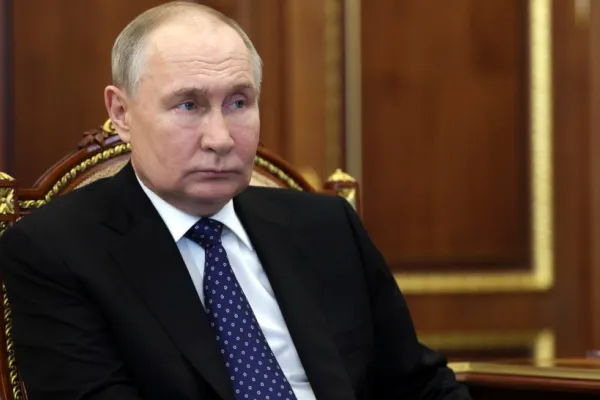 Prima reacție a Kremlinului după moartea președintelui iranian. Ce a făcut Vladimir Putin la aflarea veștii