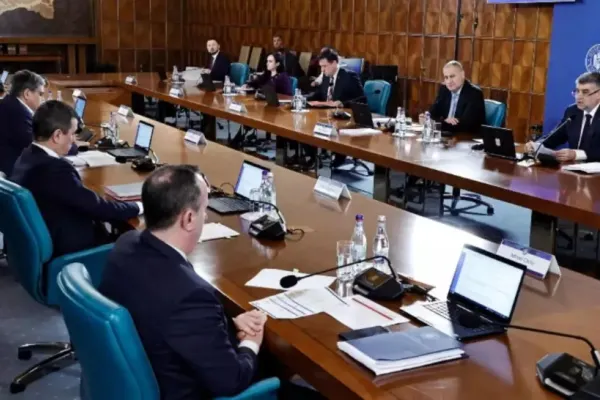 Şedinţa de guvern de joi, 23 mai: Lista proiectelor aflate pe masa executivului