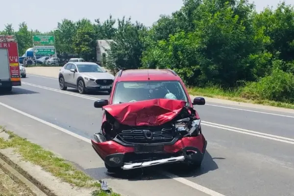 Grav accident rutier în județul Giurgiu! O femeie de 36 de ani a intrat cu mașina într-o cisternă