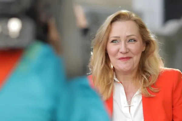 Anunț în premieră la Realitatea Plus. Elena Lasconi ar putea candida la președinția României