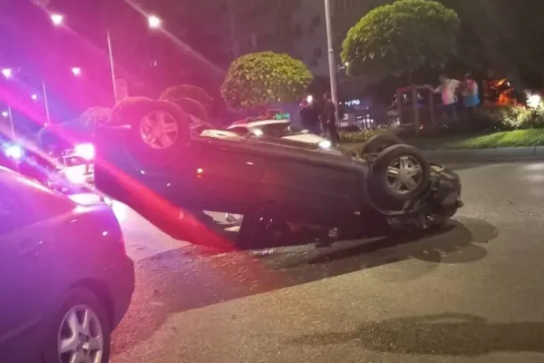 Accident grav, pe Bd. Iuliu Maniu, din Capitală: 9 mașini au fost făcute praf după o șicanare în trafic