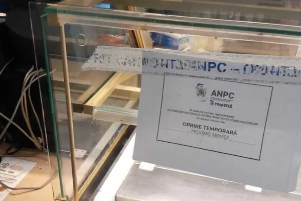 Haos în stațiunile turistice de la munte, de sărbători. Alimente expirate, mizerie și alte nereguli grave descoperite de ANPC