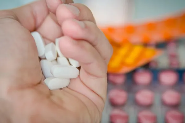 Decizie crucială a guvernului care va îmbunătăți accesul bolnavilor cu insuficienţă renală cronică la medicamente specifice