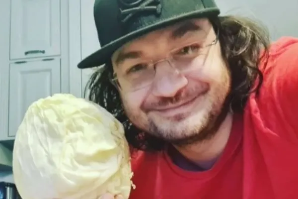 Dieta pe care o ține chef Florin Dumitrescu când vrea să dea jos kilogramele în plus. Este alcătuită din doar 3 alimente