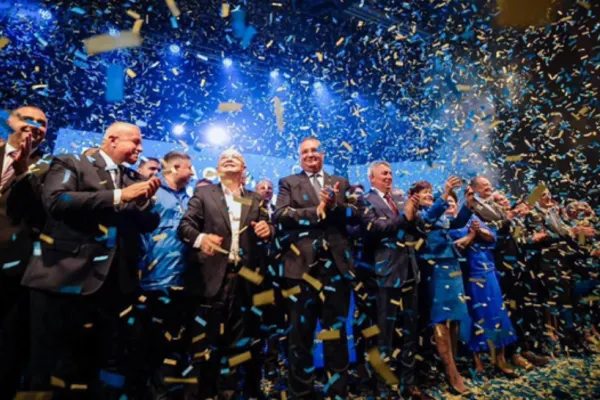 Mesaje de forță ale liberalilor la evenimentul de la Craiova: „Avem de ales între Europa și Rusia” ”Dreapta trebuie să se unească în jurul președintelui Nicolae Ciucă și al PNL”