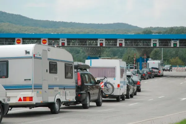 Avertisment de la MAE. Românii, verificați la intrarea în Italia