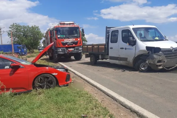 Accident rutier grav. Un autoturism s-a ciocnit violent cu o autoutilitară