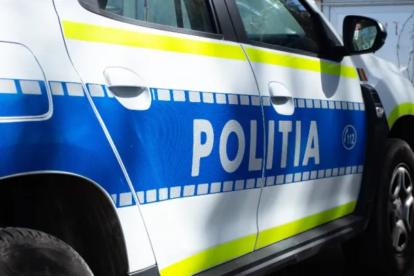 Un bărbat din Maramureș și-a bătut soția live pe TikTok. Înregistrarea a fost văzută și de polițiști. Ce a urmat
