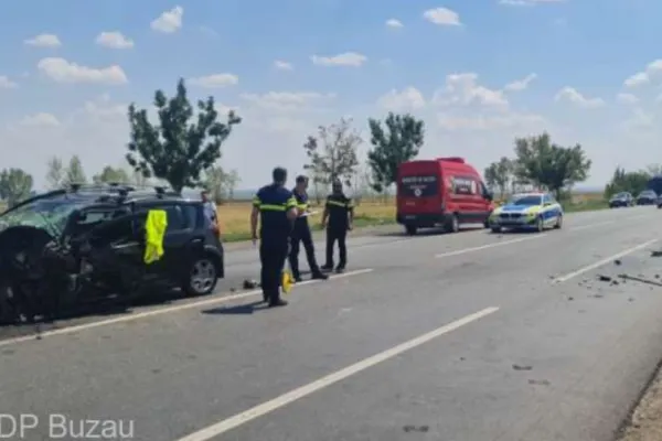 Accident pe DN2 în județul Buzău. Trei persoane rănite şi patru autovehicule avariate