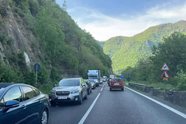 Sorin Grindeanu a făcut anunțul. Când va fi reluat traficul rutier pe Valea Oltului