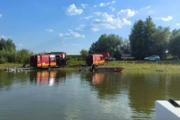Un bărbat de 36 de ani s-a înecat în râul Prut. Salvatorii au găsit trupul neînsuflețit la 20 de ore de la dispariţia sa
