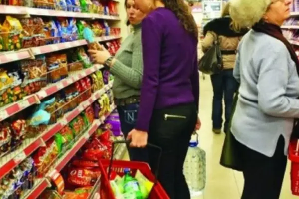 România, campioana scumpirilor din Uniunea Europeană. Ce mai reprezintă 100 de lei?