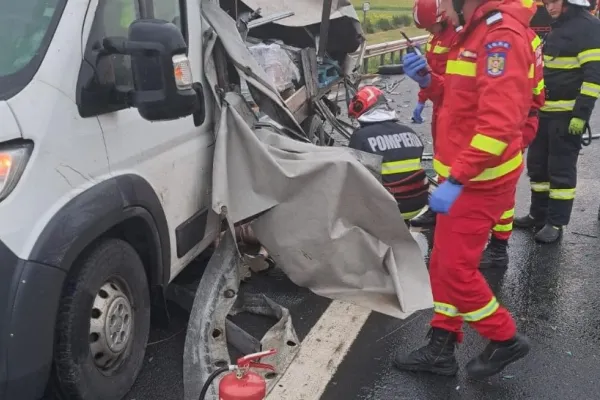 Accident tragic pe Autostrada A1: Șofer lovit mortal de un TIR după ce a coborât din mașină