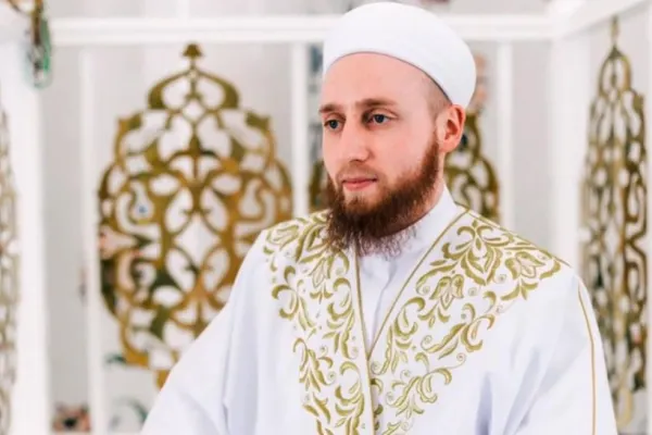 Controverse în Rusia după declarațiile revoltătoare ale unui imam. Acesta învață bărbații cum să-și bată soțiile