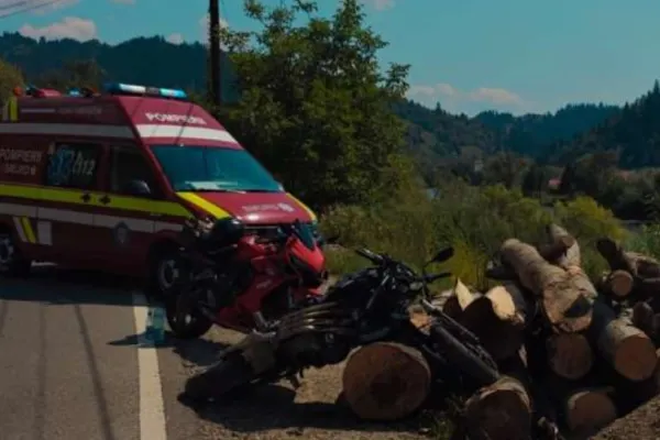 Un motociclist a murit într-un accident rutier produs pe DN 17B, la Farcaşa, Neamț