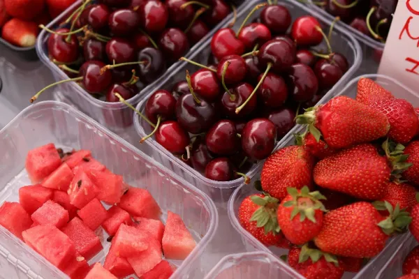 Alimente care inhibă și ucid celulele canceroase. Top 5, cele mai bogate în antioxidanți