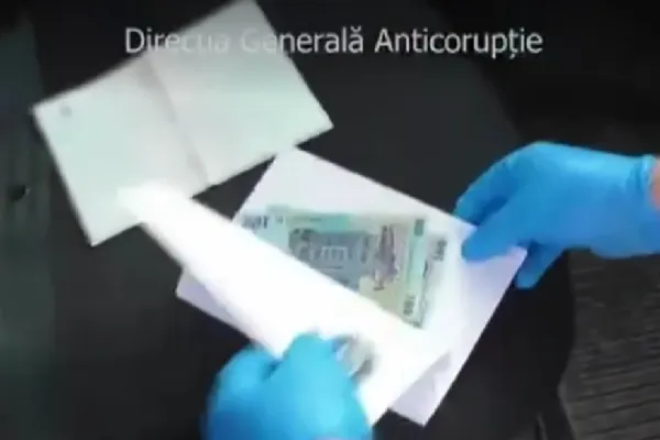 Șocant: șoferul care a vrut să mituiască polițiștii