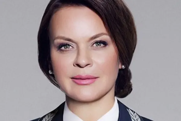 Ce se întâmplă cu nepoata lui Vladimir Putin. Anna Țivileva devine o stea în Ministerul rus al Apărării