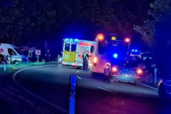 Cinci răniţi, dintre care trei grav, în urma unui atac cu cuţitul, într-un autobuz din Germania