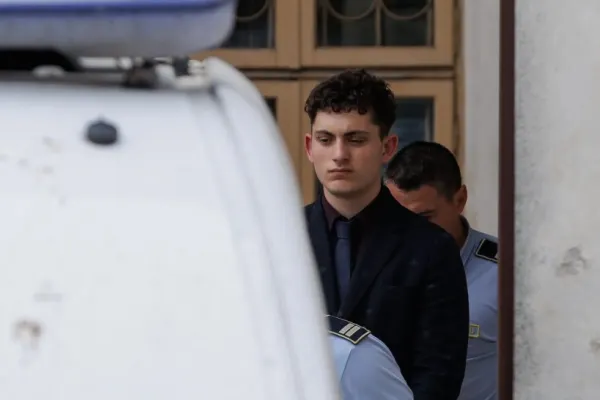 Avocații lui Vlad Pascu spun că tinerii uciși pe trecerea de pietoni erau beți în noaptea fatidică. Controverse în dosarul 2 Mai