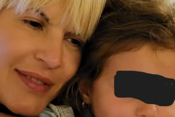 Ce i-a transmis Elena Udrea fiicei sale cu ocazia zilei de naștere. Mesaj plin de emoție, de după gratii: „Viața ți-a dat atât de devreme o încercare atât de grea”