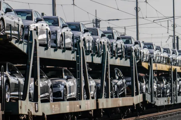 Piața auto din Germania, în cădere liberă. Înmatriculări cu până la 80% mai mici, la unele mărci