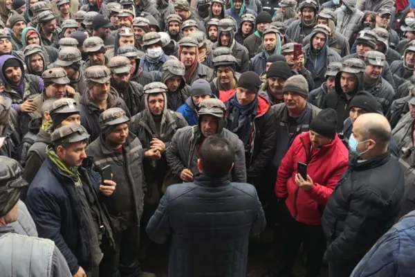 Sindicatele minerilor și energeticienilor vin pe 19 februaie la proteste, în București