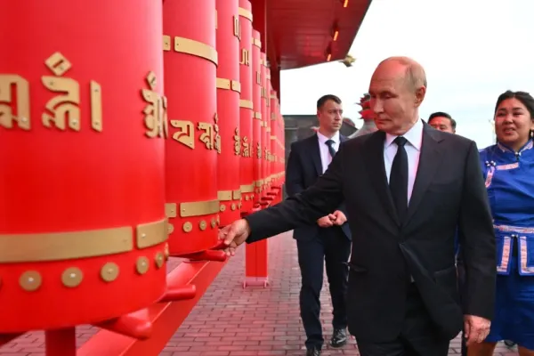 Vladimir Putin sfidează Curtea Penală Internațională și își desfășoară nestingherit vizita în Mongolia. CPI a îndemnat autoritățile să îl aresteze
