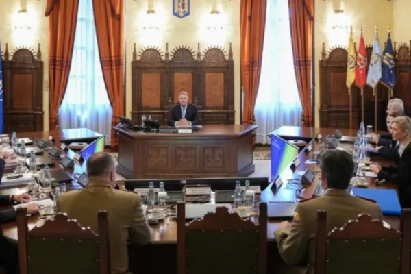Ședință a CSAT, convocată de Klaus Iohannis. Înzestrarea Armatei și războiul din Ucraina, pe ordinea de zi