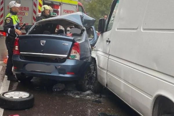 Accident grav pe Valea Oltului. O tânără a murit, iar cinci persoane au fost rănite: două dintre victime sunt în stare gravă