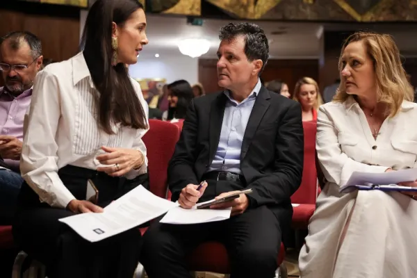 Nicușor Dan bagă zâzanie între Elena Lasconi și Clotilde Armand! Scandal-monstru: șefa reziștilor a ieșit de pe grupurile interne ale partidului