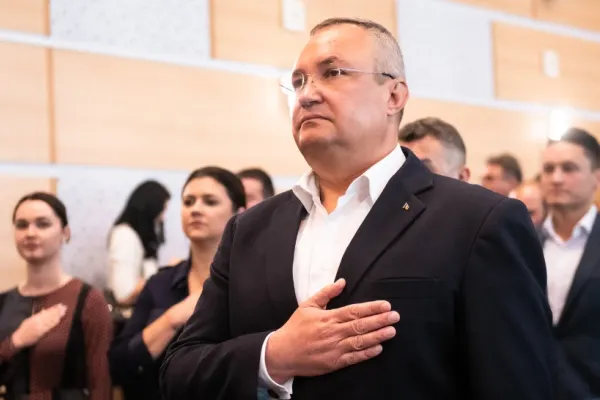 Ciucă și-a lansat programul cu o declarație tranșantă la adresa lui Ciolacu: "Avea un scenariu clar cu AUR și George Simion. Eu cu PSD nu mai fac guvernare"