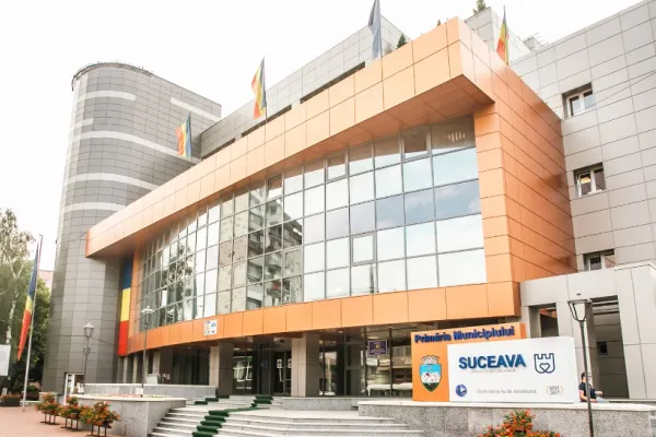 Primarul municipiului Suceava le-a pus gând rău celor 20 de angajați cu vârsta de pensionare. Decizia pe care vor trebui să o ia aceștia de la 1 noiembrie