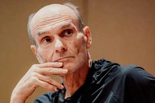 Cristian Tudor Popescu dă de pământ cu Nicușor Dan: „Președintele nostru mă face să mă doară mintea”