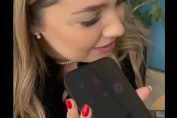 Soția lui George Simion dă cărțile pe față: câtă încredere are în liderul AUR. Ilinca a fost sunată de o casă de sondare a opiniei publice VIDEO