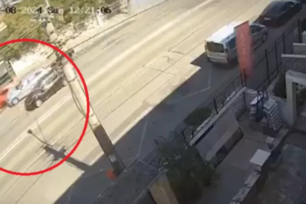 Accidentul cu 4 masini de la Cluj a fost ÎNSCENAT! Planul, pus la cale de 3 tineri pentru a obține banii din despăgubiri