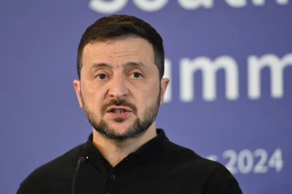 Război în Ucraina, ziua 961. Zelenski neagă că o încetare a focului cu Rusia ar fi discutată în turneul său european - LIVE TEXT