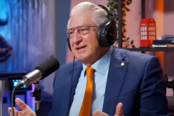 Obiceiul simplu care poate proteja creierul de îmbătrânire. Profesorul Vlad Ciurea explică de ce somnul este esențial pentru sănătatea neuronală