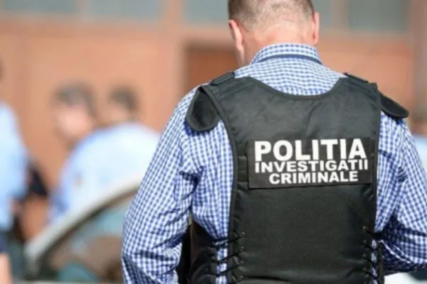 Peste două tone de substanțe interzise au fost distruse de polițiști, în urma mai multe dosare penale