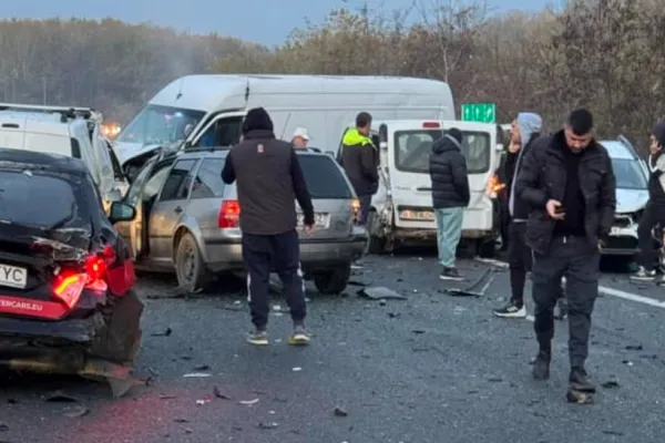 Accident în lanț pe autostrada A3, în județul Prahova: 12 mașini și 26 de persoane au fost implicate - mai multe victime. Planul ROȘU de intervenție, activat - VIDEO