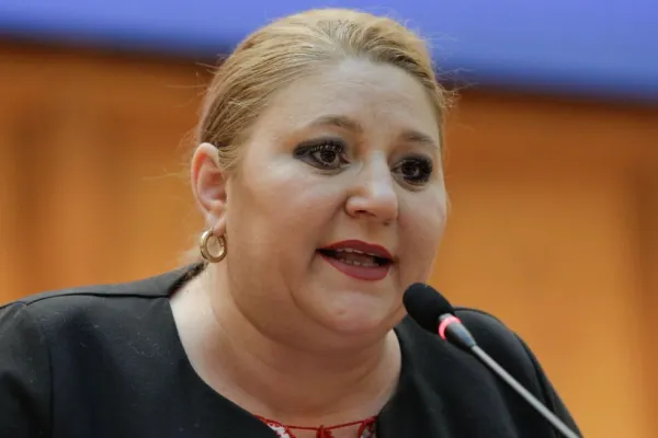 Șoșoacă pune condiții pentru a-l susține pe Georgescu în turul 2: „Dăm guvernul şi prim-ministrul României”
