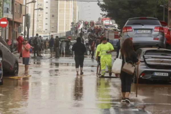Guvernul spaniol, decizie importantă în privința concediilor. Ce au decis oficialii spanioli în caz de alertă meteorologică