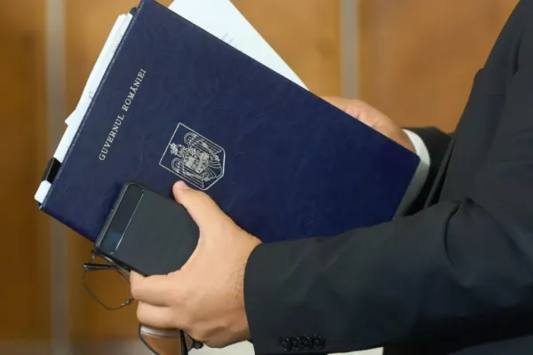 Întâlnire de gradul ZERO pentru noul guvern - se conturează noua majoritate: PSD, PNL și USR nu vor face alianță cu AUR - SURSE