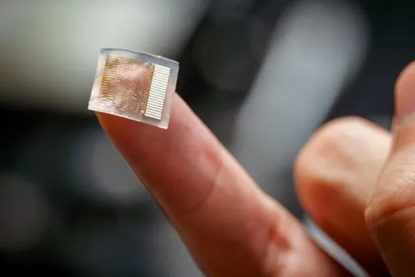Medicamentul pe bază de aur care este de 27 de ori mai puternic decât chimioterapia