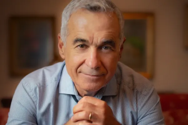Călin Georgescu spulberă UDMR după ce a fost acuzat că ar fi făcut parte din rețeaua Caraman: Este o asociație de bloc, balamaua de serviciu