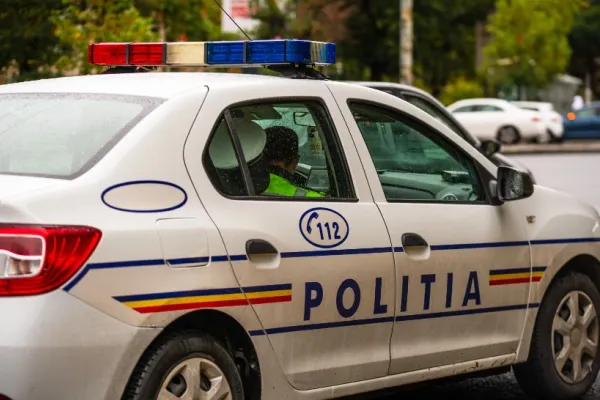 Scandal în Capitală! Nouă polițiști condamnați pentru torturarea unor tineri în perioada pandemiei COVID-19: „Vezi, mă, ce poate să facă poliția română?”