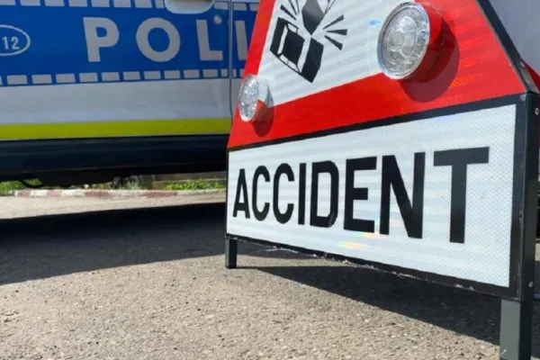 Inconștiență maximă. Un grup de elevi din Vaslui a înscenat un accident mortal pe șosea