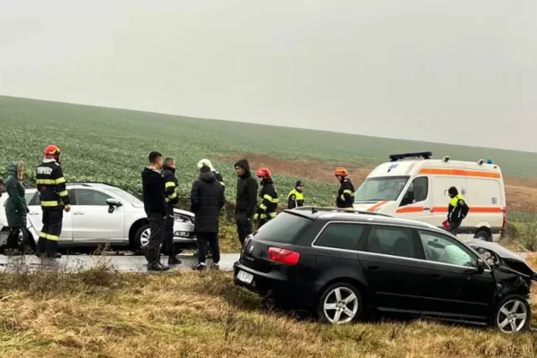 Ziua si tragedia rutieră. Doi oameni au murit într-un accident produs în județul Iași - FOTO