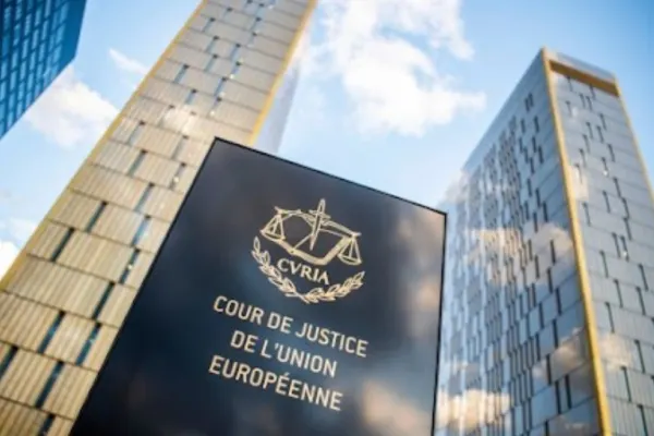 O fostă primăriță PSD și soțul ei, după ce au bătut un procuror. Cei doi cer intervenția Curții de Justiție a Uniunii Europene